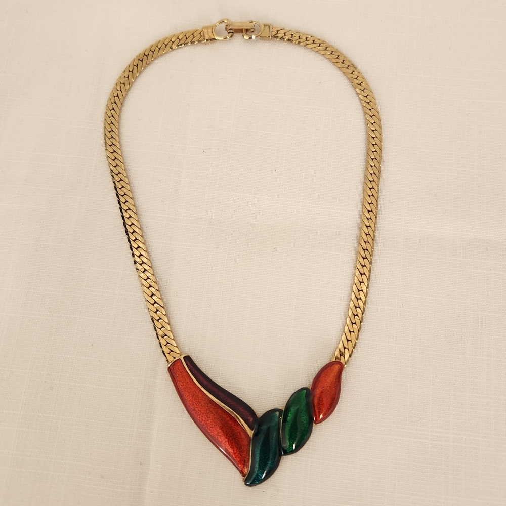 ***NWOT*** Beautiful Gold and Multicolor Necklace